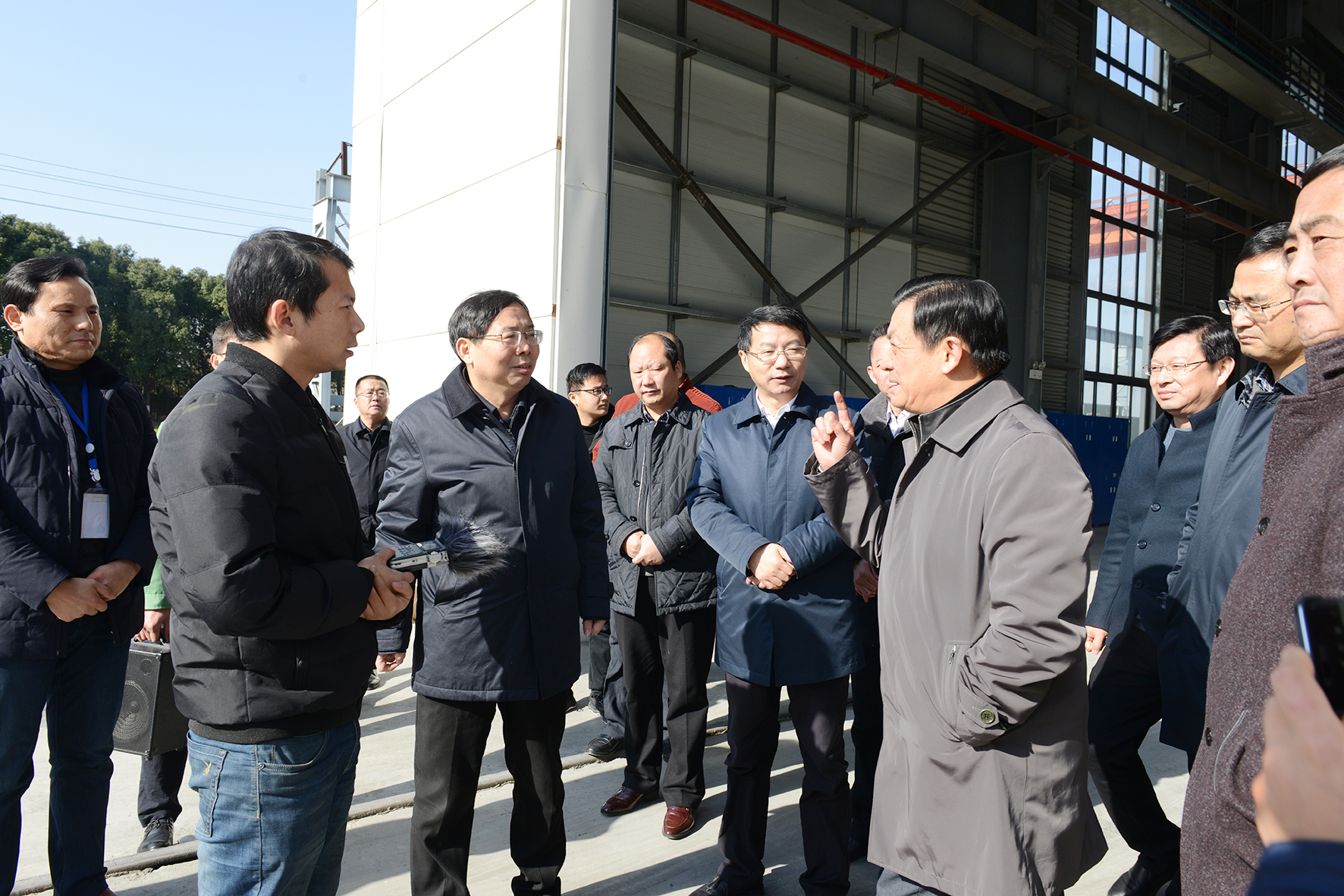 �۷���ʹ���-��Ӫ��ȫ,����һ·�ɳ�