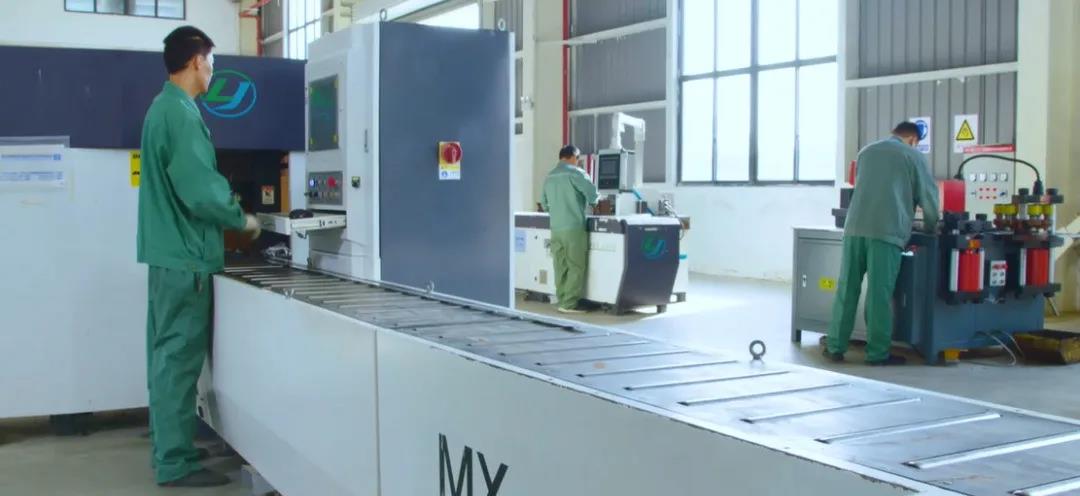 �۷���ʹ���-��Ӫ��ȫ,����һ·�ɳ�