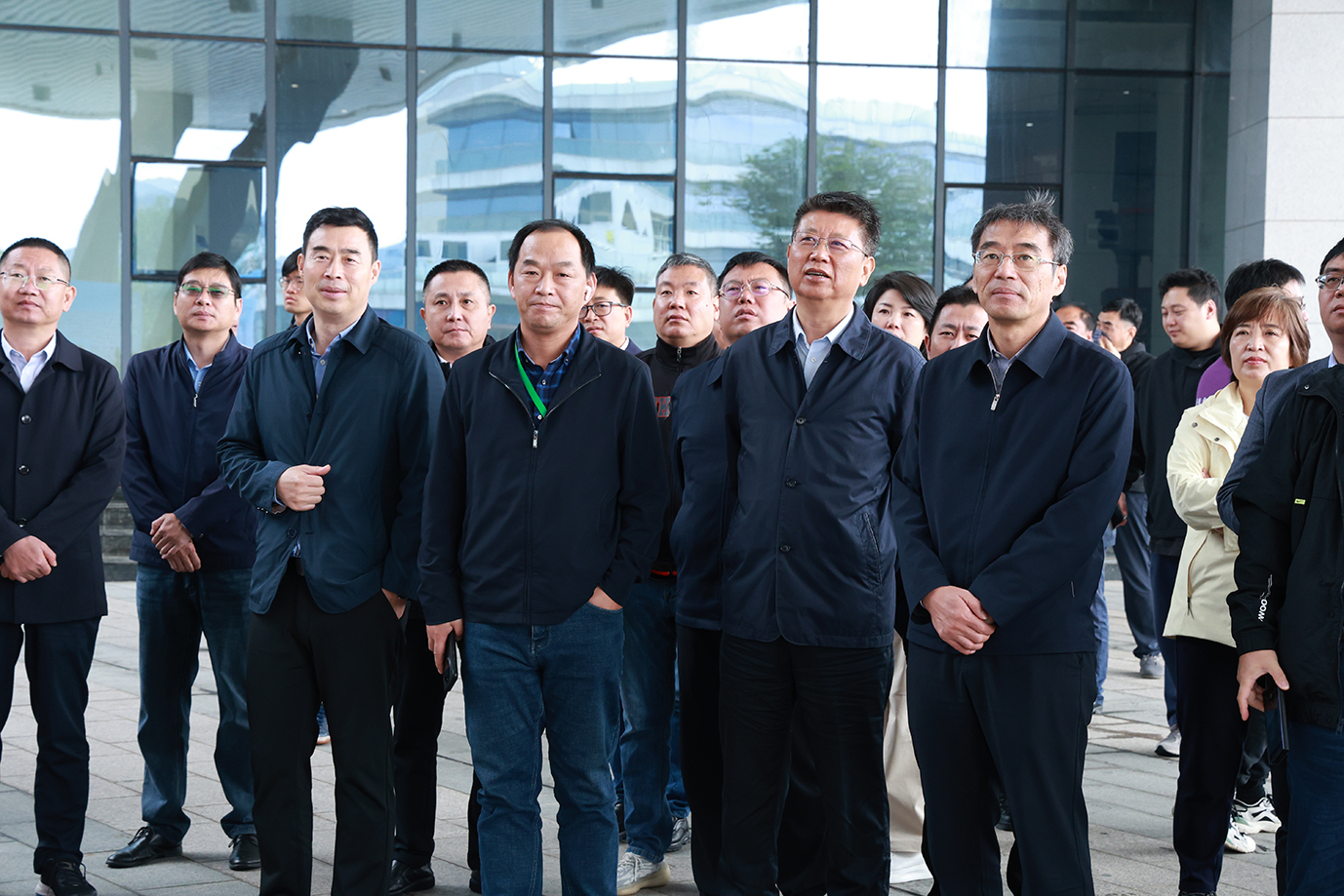 �۷���ʹ���-��Ӫ��ȫ,����һ·�ɳ�