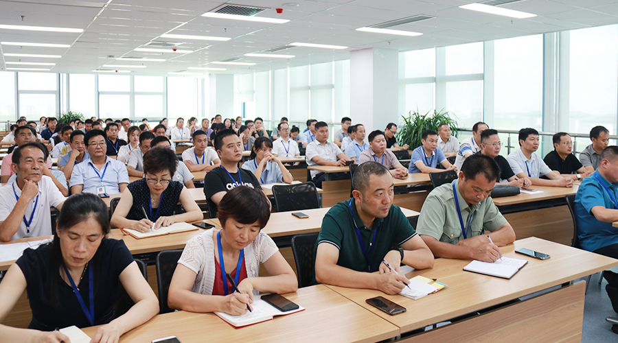 �۷���ʹ���-��Ӫ��ȫ,����һ·�ɳ�