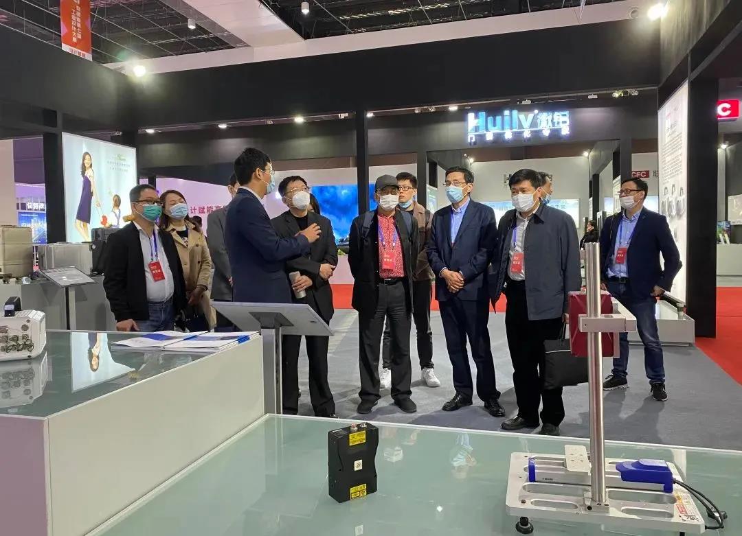 �۷���ʹ���-��Ӫ��ȫ,����һ·�ɳ�