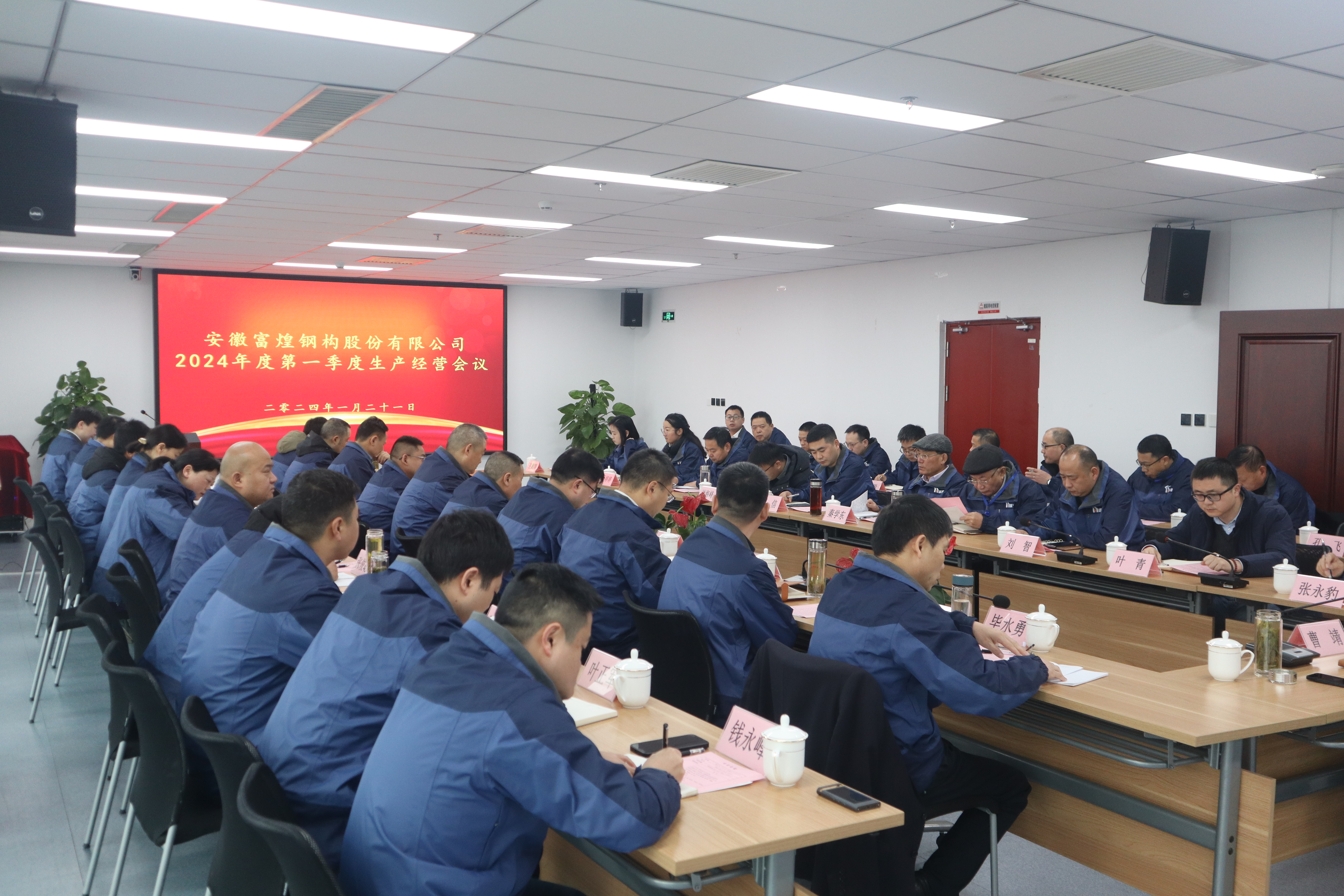 �۷���ʹ���-��Ӫ��ȫ,����һ·�ɳ�