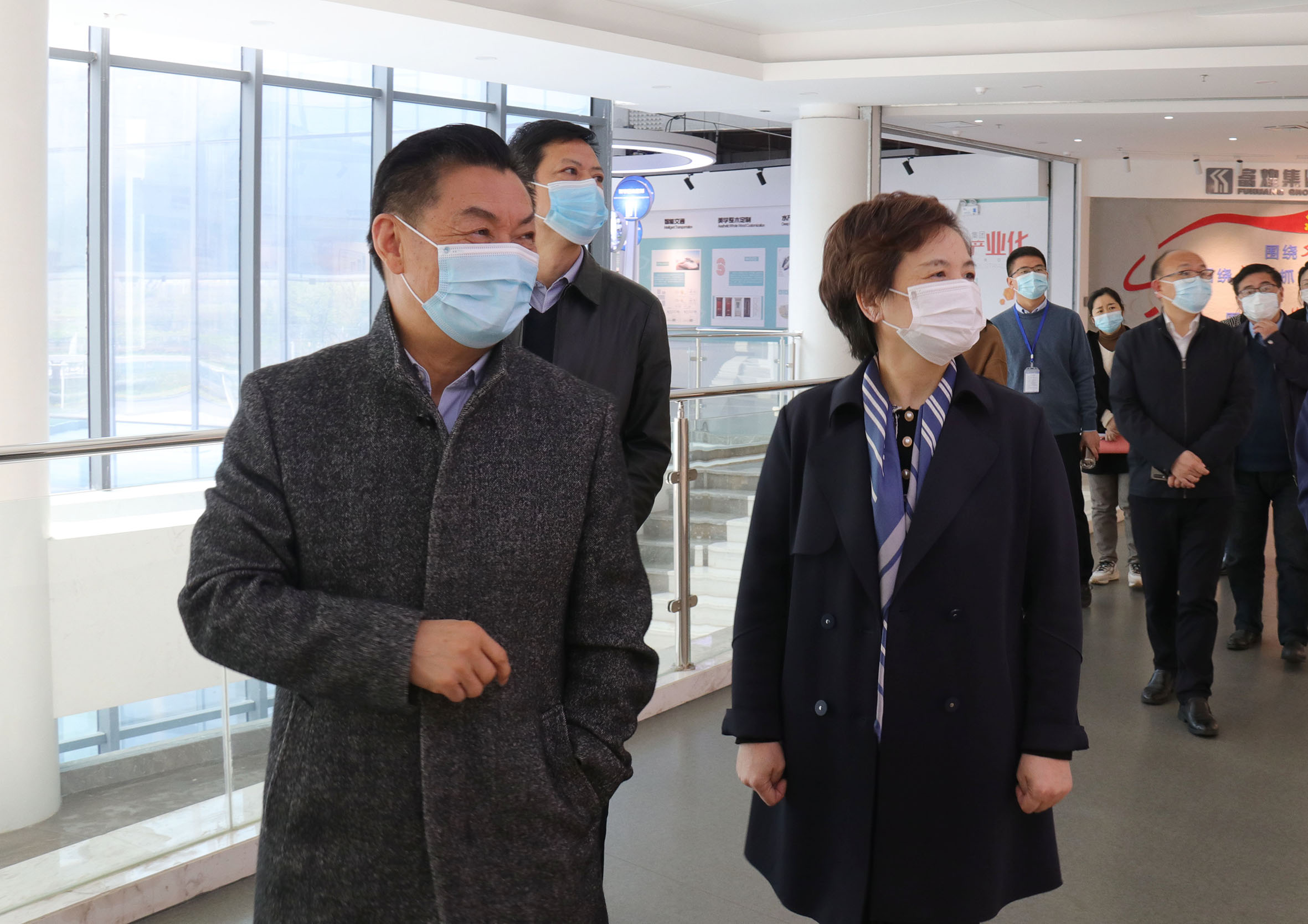 �۷���ʹ���-��Ӫ��ȫ,����һ·�ɳ�