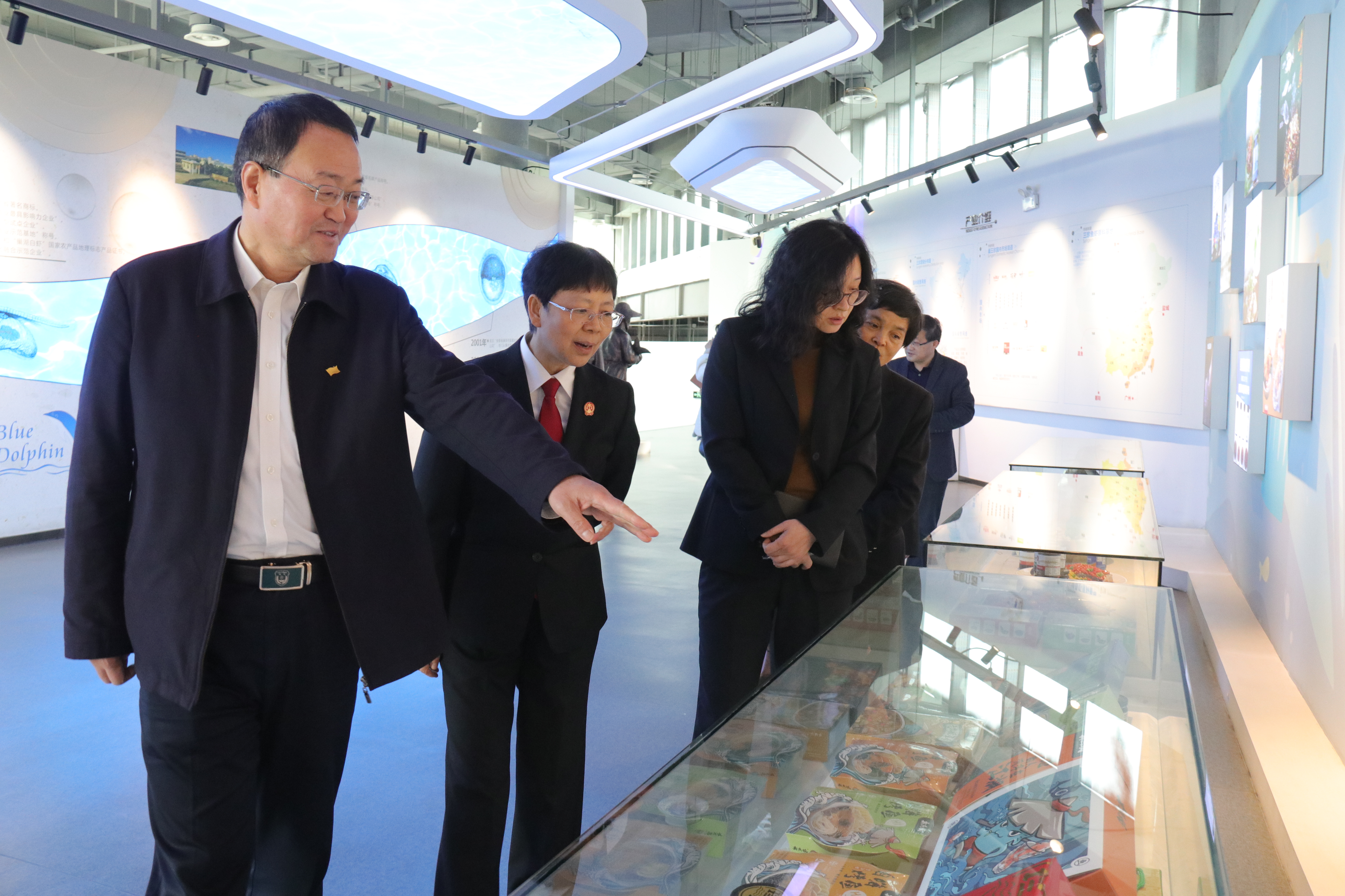 �۷���ʹ���-��Ӫ��ȫ,����һ·�ɳ�