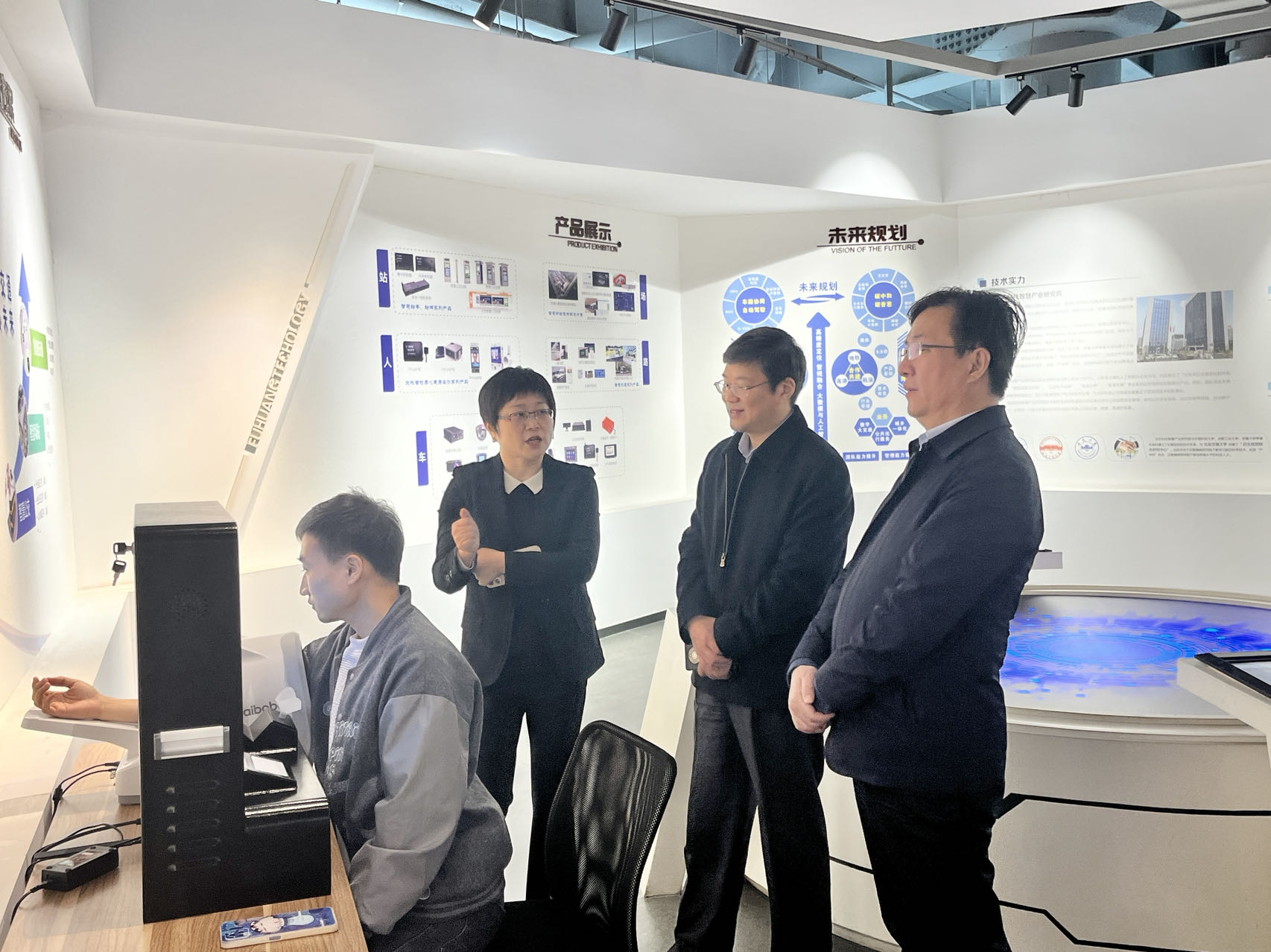 �۷���ʹ���-��Ӫ��ȫ,����һ·�ɳ�