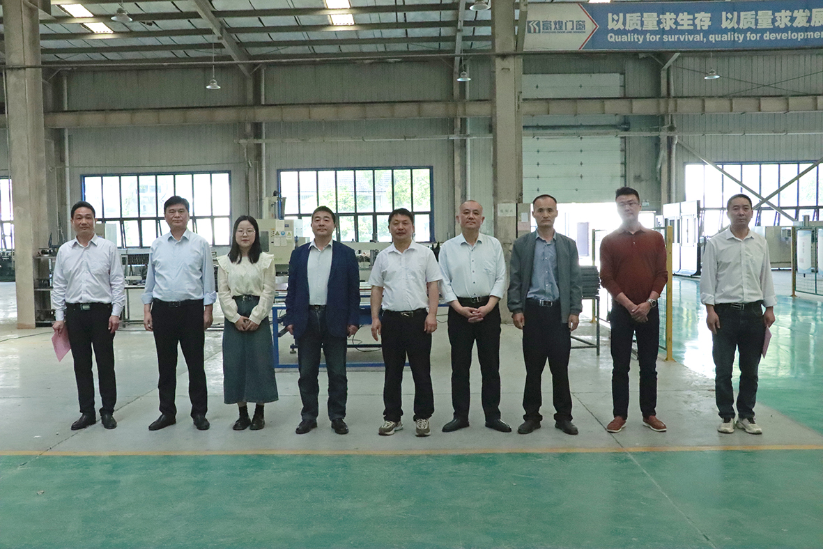 �۷���ʹ���-��Ӫ��ȫ,����һ·�ɳ�