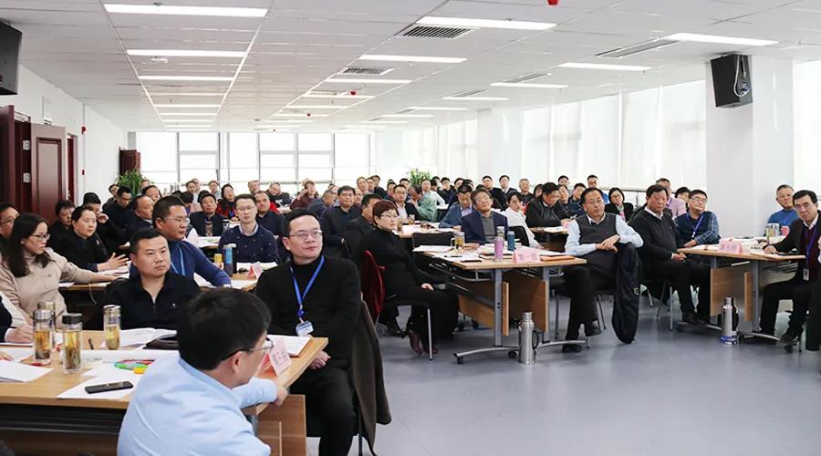 �۷���ʹ���-��Ӫ��ȫ,����һ·�ɳ�