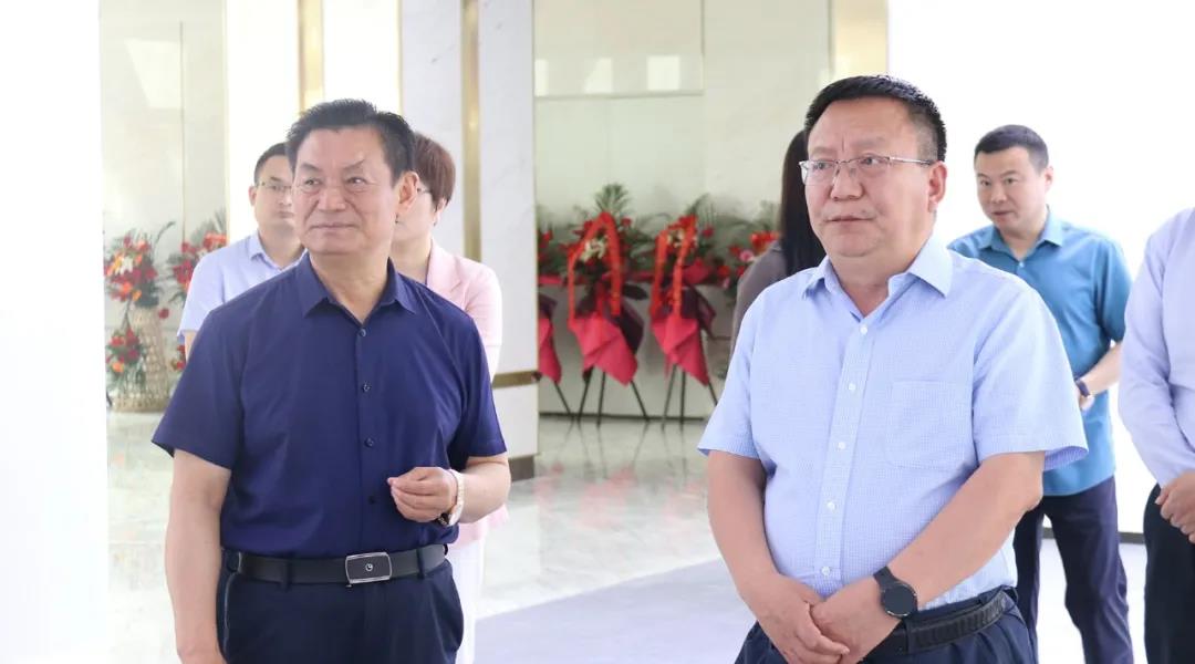 �۷���ʹ���-��Ӫ��ȫ,����һ·�ɳ�