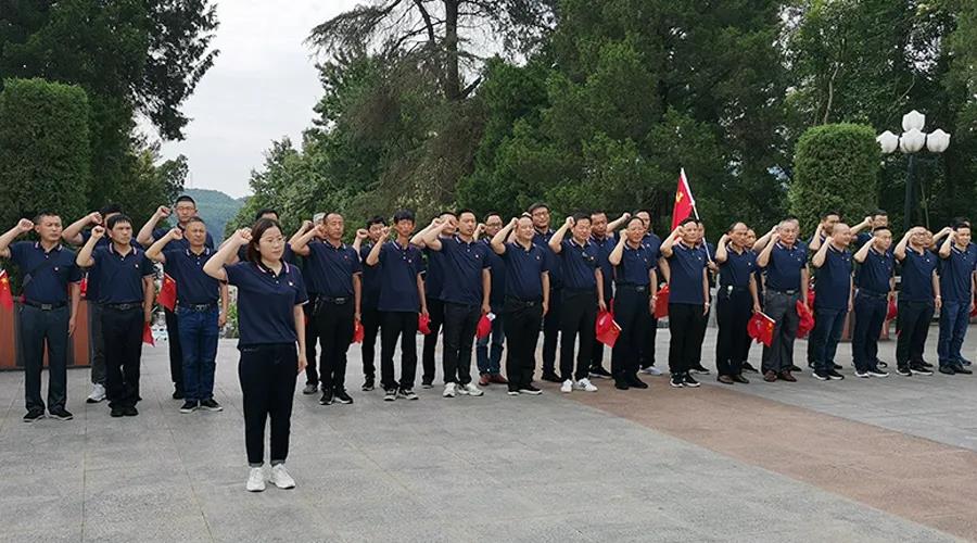 �۷���ʹ���-��Ӫ��ȫ,����һ·�ɳ�