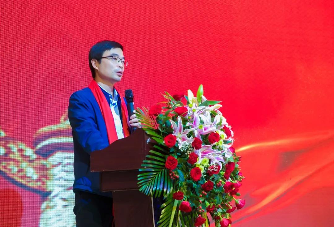 �۷���ʹ���-��Ӫ��ȫ,����һ·�ɳ�