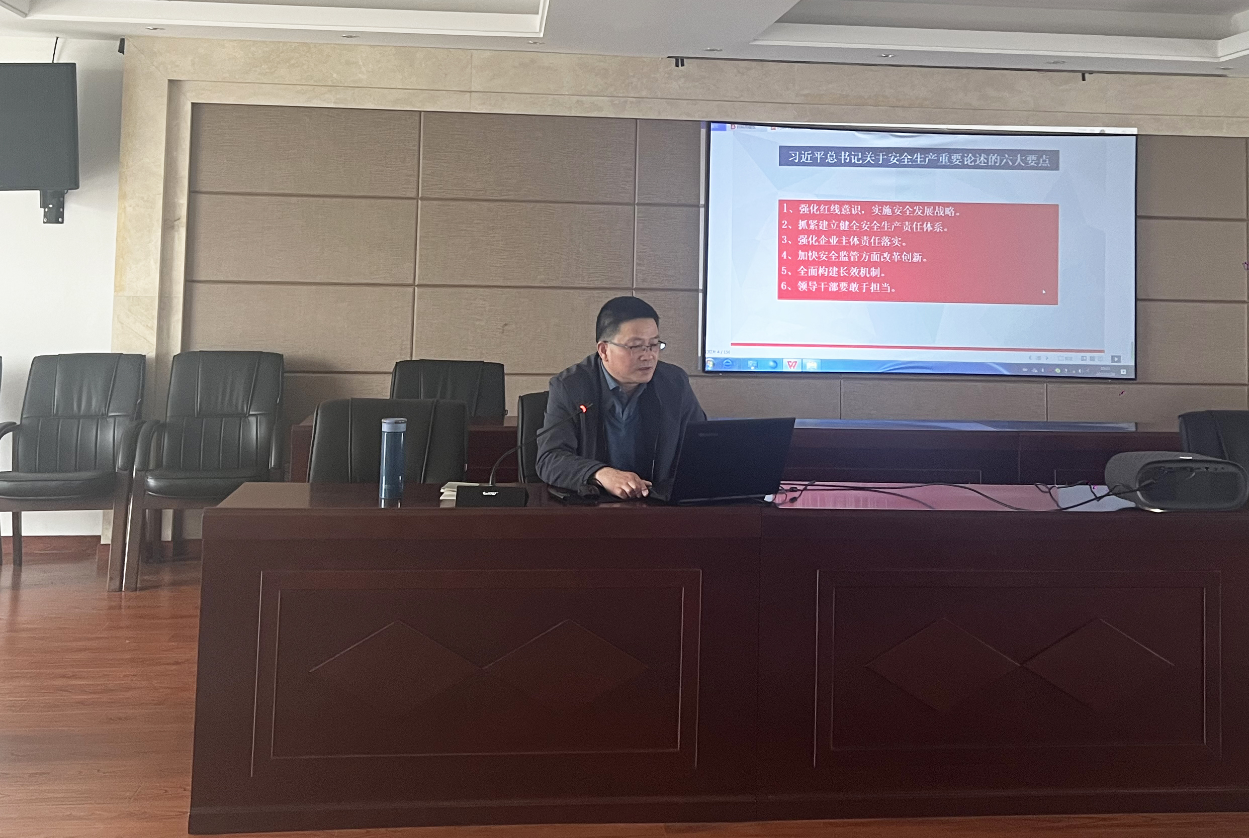 �۷���ʹ���-��Ӫ��ȫ,����һ·�ɳ�