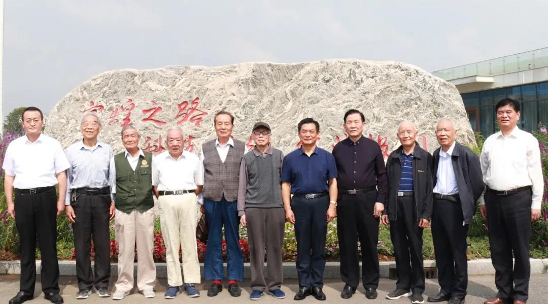 �۷���ʹ���-��Ӫ��ȫ,����һ·�ɳ�