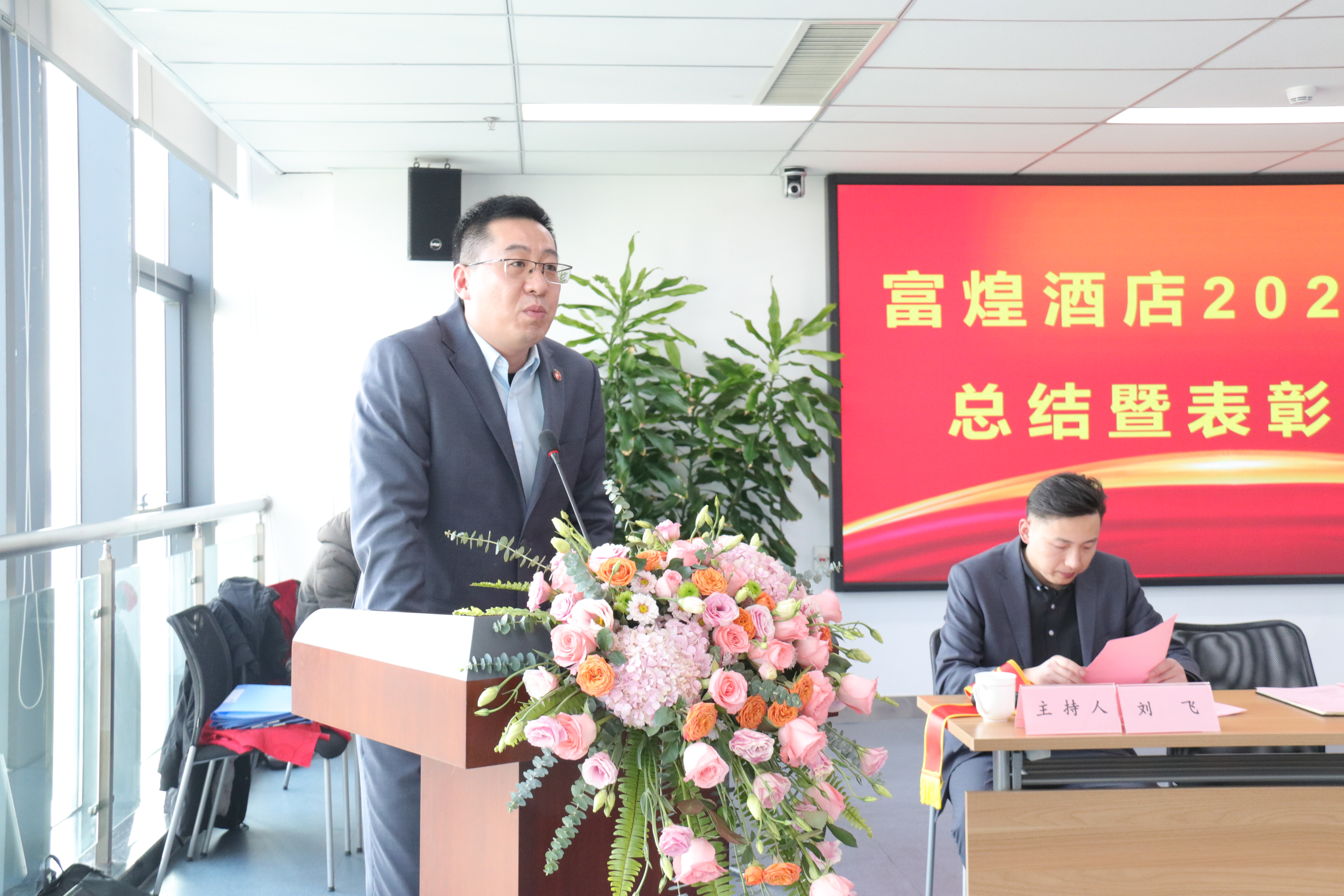 �۷���ʹ���-��Ӫ��ȫ,����һ·�ɳ�