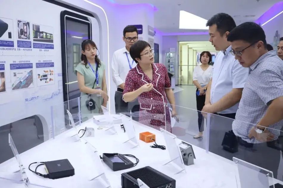 �۷���ʹ���-��Ӫ��ȫ,����һ·�ɳ�