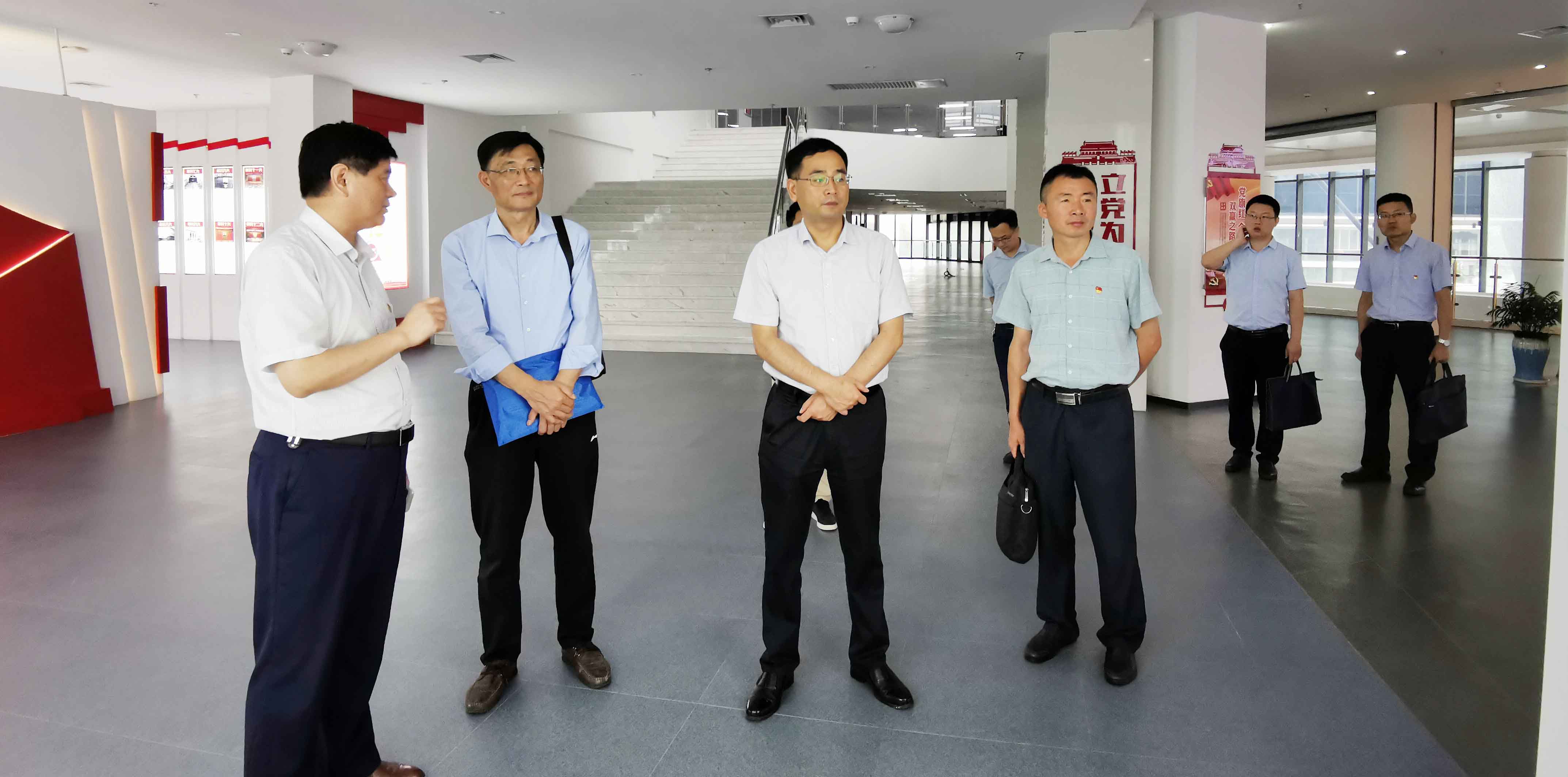 �۷���ʹ���-��Ӫ��ȫ,����һ·�ɳ�