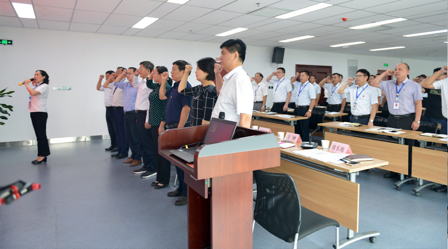 �۷���ʹ���-��Ӫ��ȫ,����һ·�ɳ�