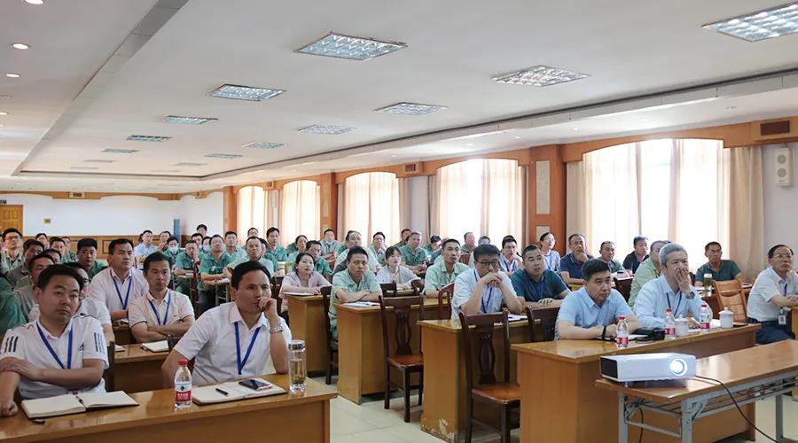 �۷���ʹ���-��Ӫ��ȫ,����һ·�ɳ�