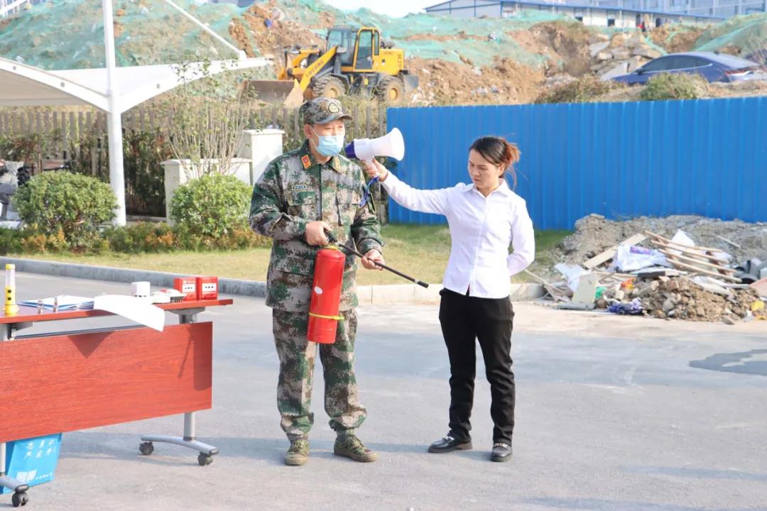 �۷���ʹ���-��Ӫ��ȫ,����һ·�ɳ�