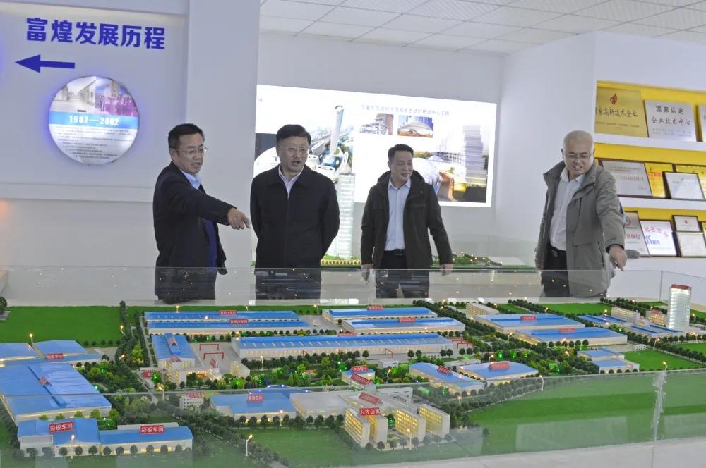 �۷���ʹ���-��Ӫ��ȫ,����һ·�ɳ�