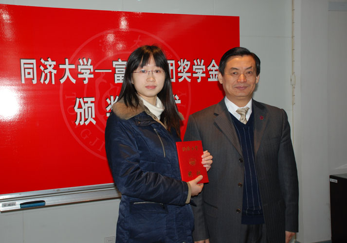 �۷���ʹ���-��Ӫ��ȫ,����һ·�ɳ�