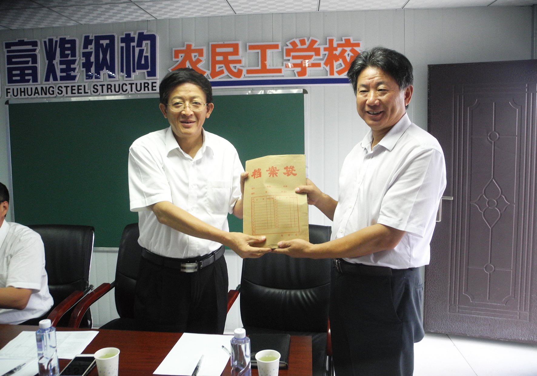 �۷���ʹ���-��Ӫ��ȫ,����һ·�ɳ�