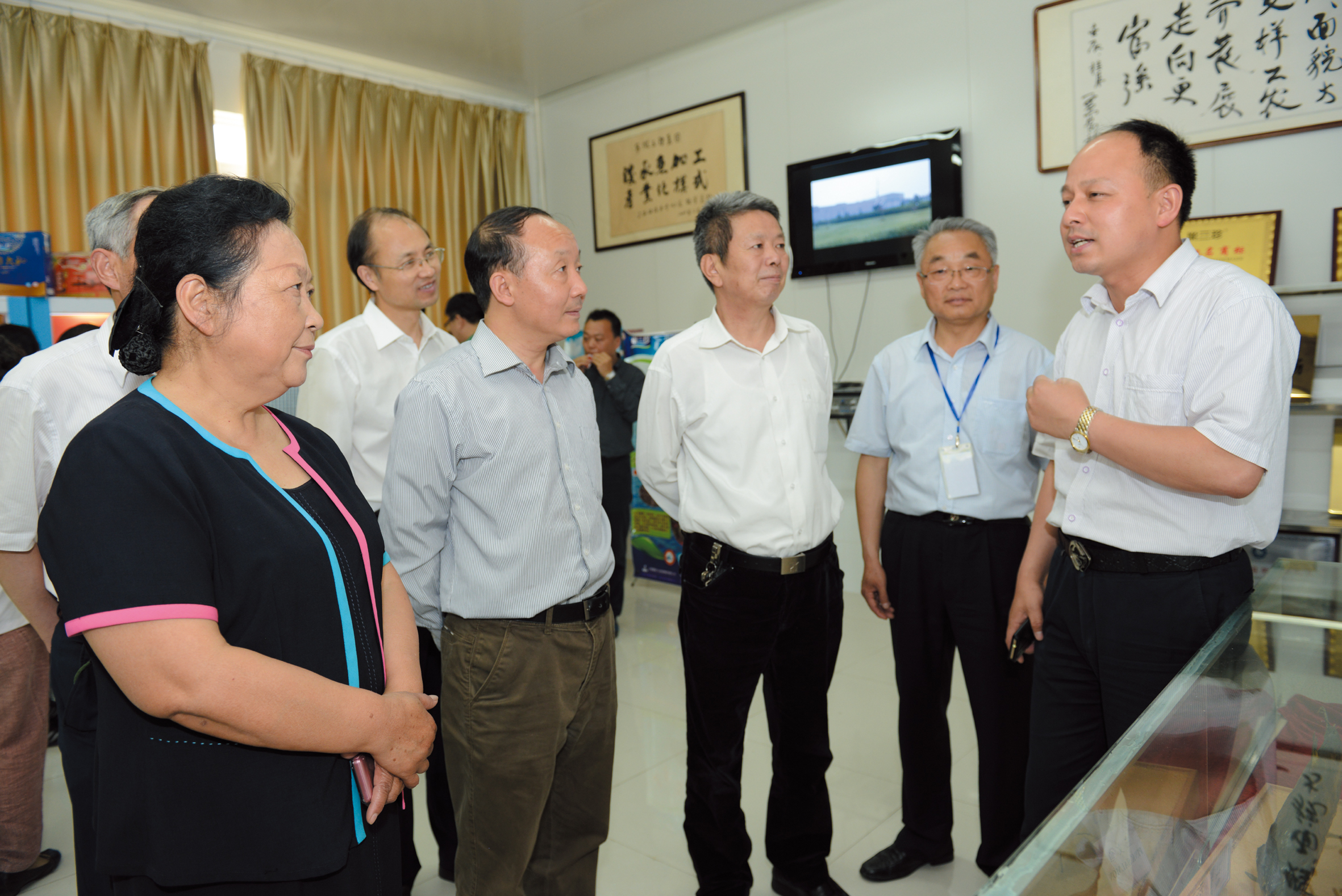 �۷���ʹ���-��Ӫ��ȫ,����һ·�ɳ�