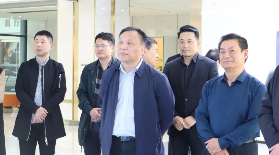 �۷���ʹ���-��Ӫ��ȫ,����һ·�ɳ�