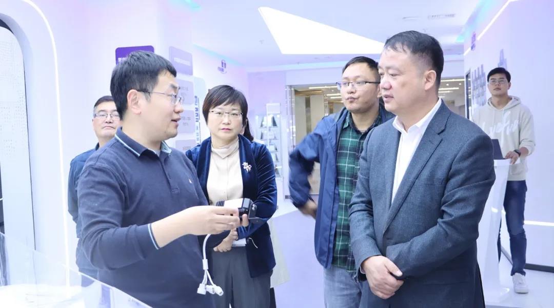 �۷���ʹ���-��Ӫ��ȫ,����һ·�ɳ�