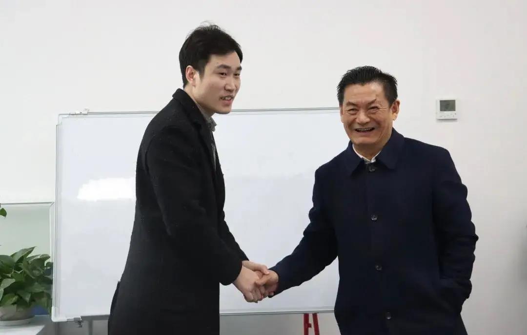 �۷���ʹ���-��Ӫ��ȫ,����һ·�ɳ�