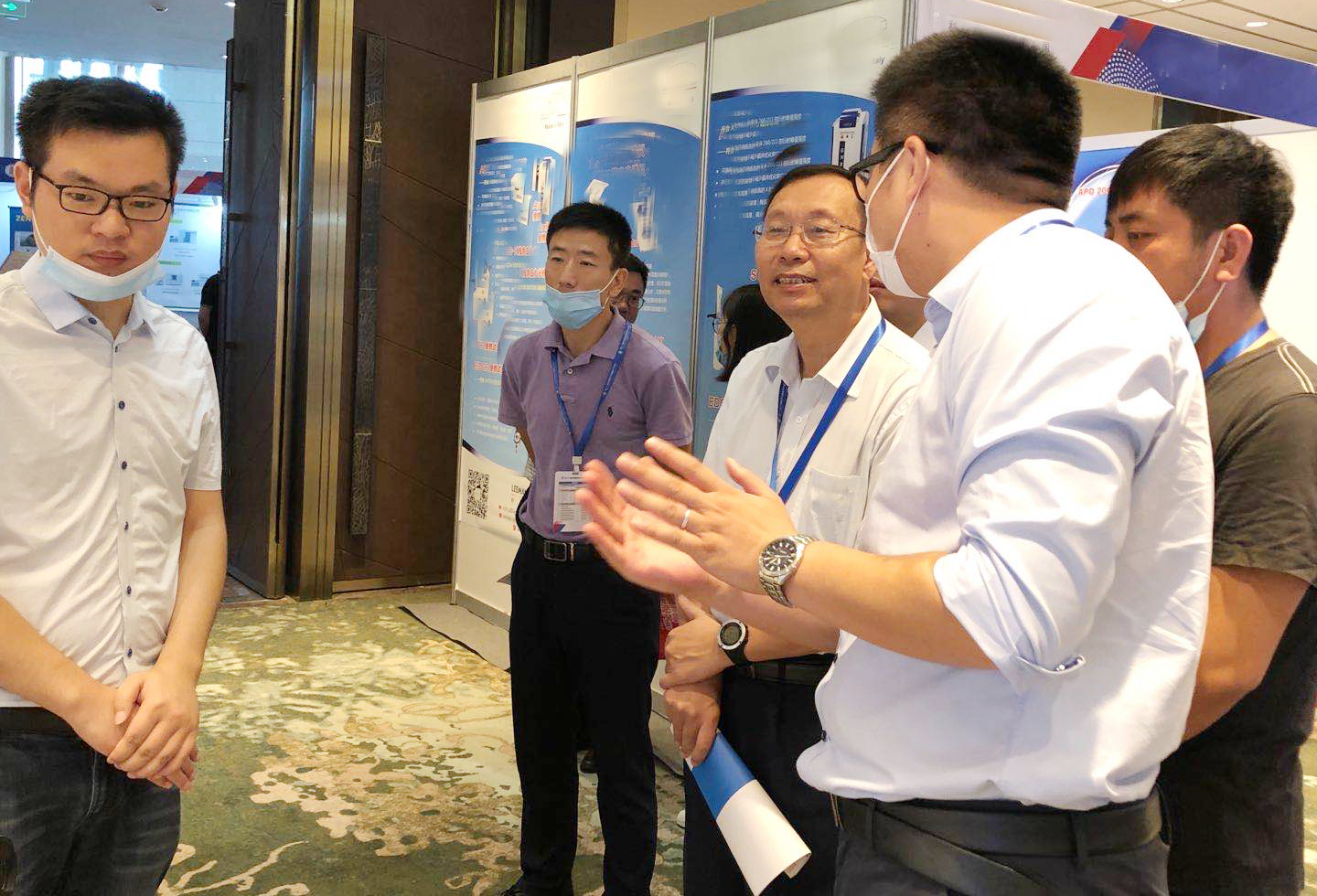 �۷���ʹ���-��Ӫ��ȫ,����һ·�ɳ�