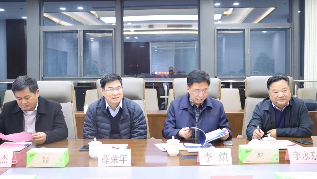 �۷���ʹ���-��Ӫ��ȫ,����һ·�ɳ�