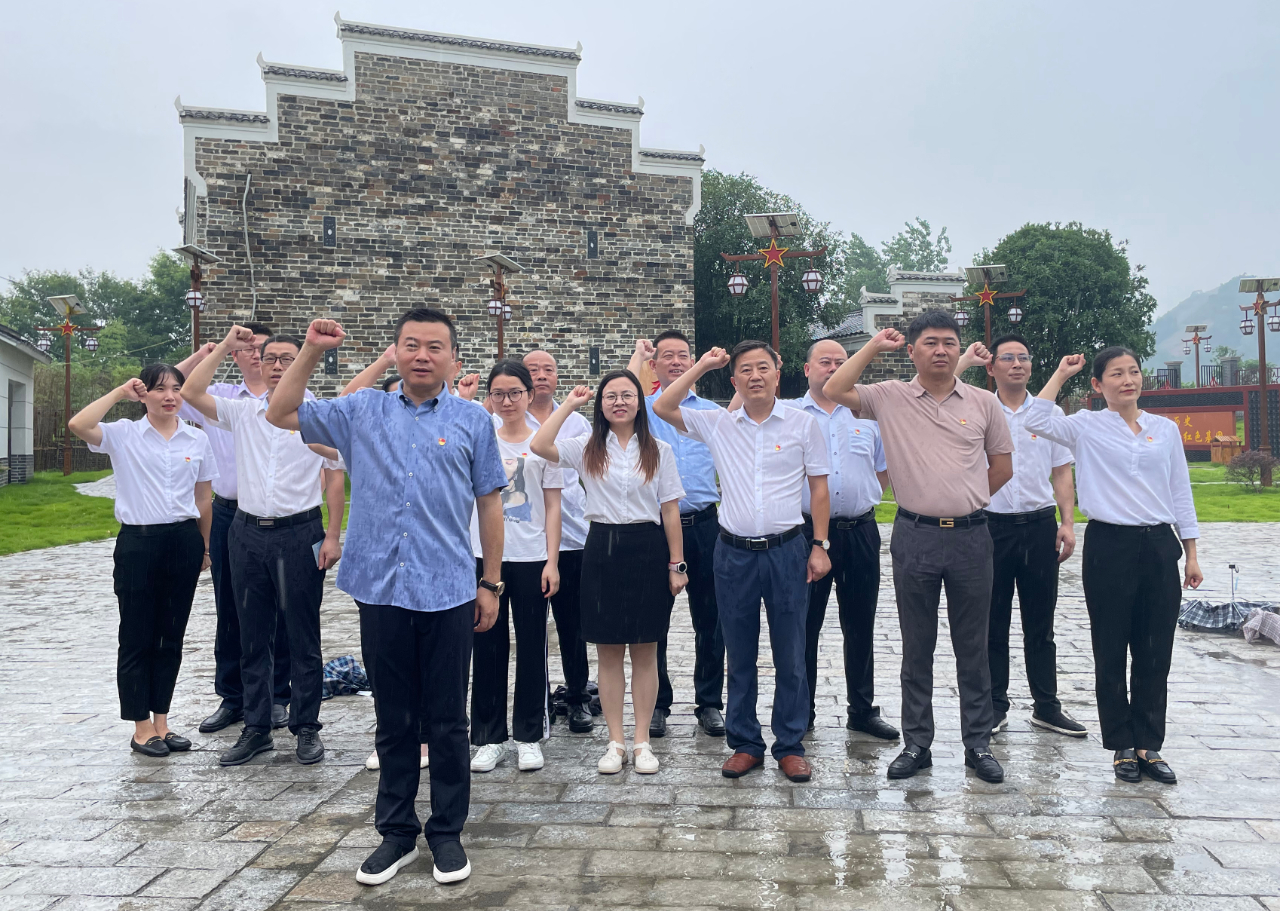 �۷���ʹ���-��Ӫ��ȫ,����һ·�ɳ�