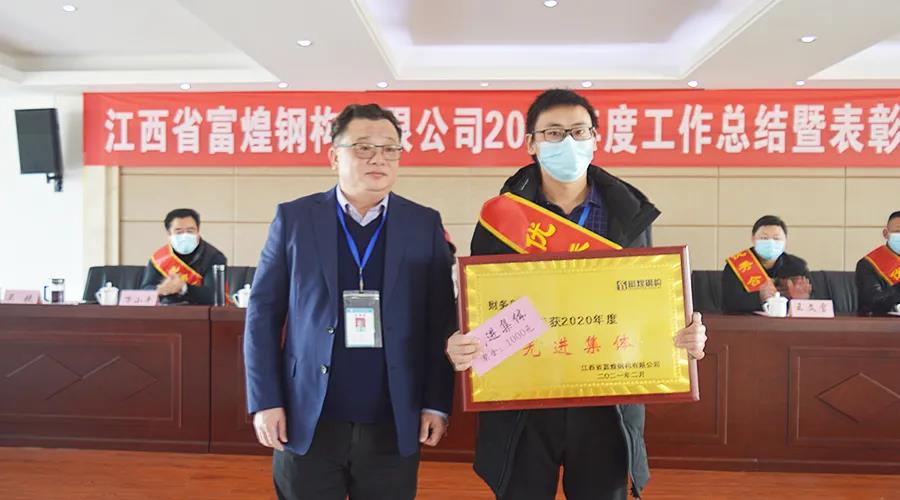 �۷���ʹ���-��Ӫ��ȫ,����һ·�ɳ�