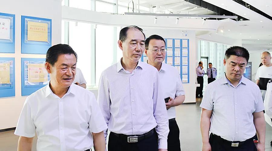 �۷���ʹ���-��Ӫ��ȫ,����һ·�ɳ�