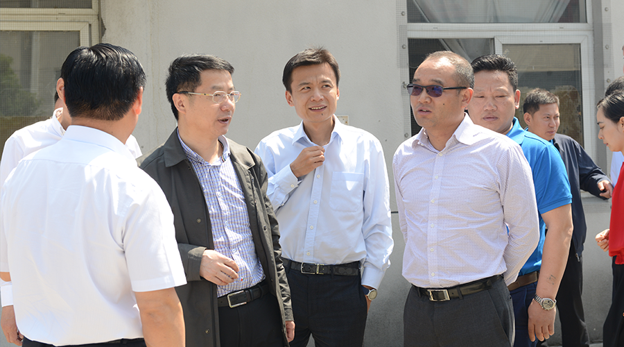 �۷���ʹ���-��Ӫ��ȫ,����һ·�ɳ�