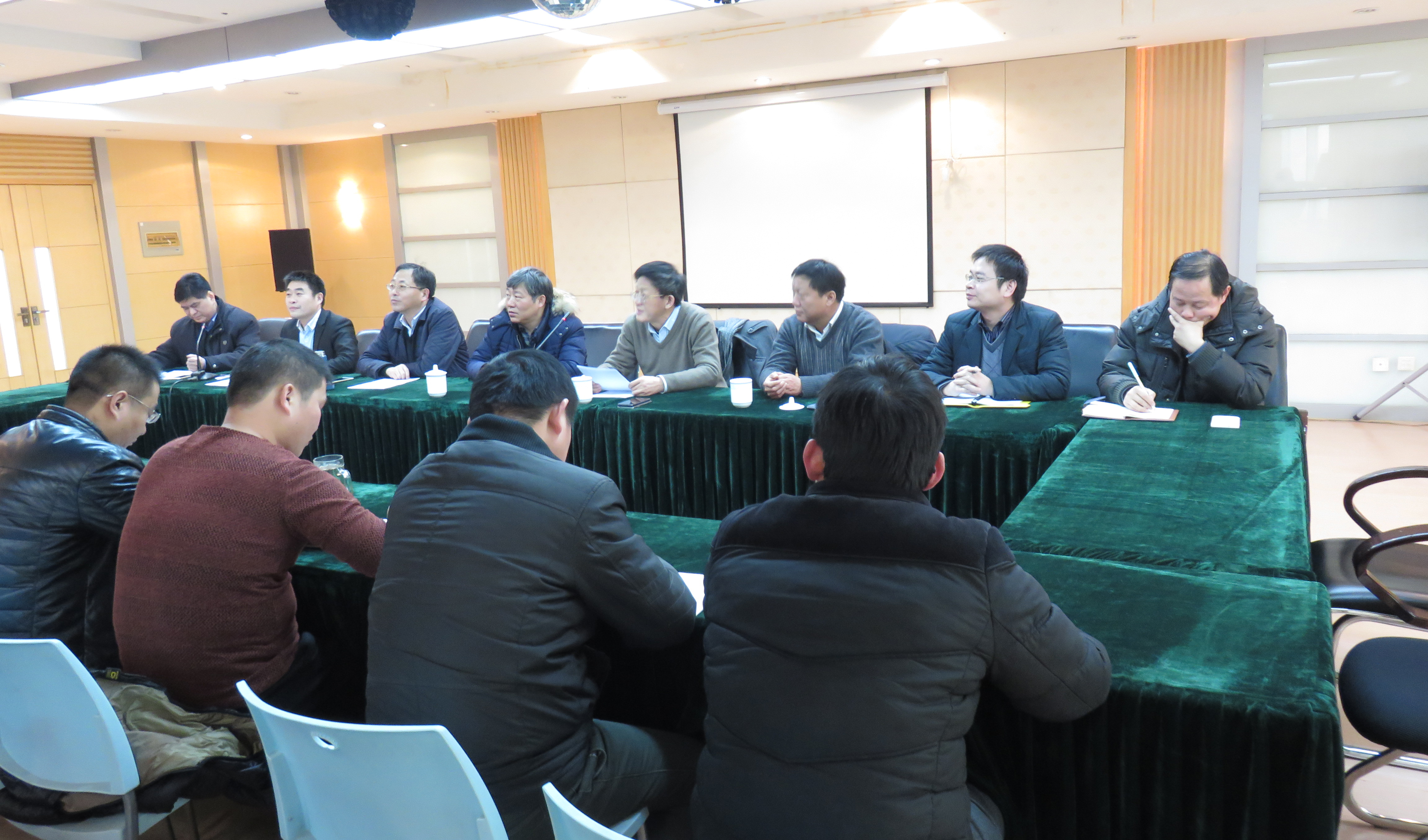 �۷���ʹ���-��Ӫ��ȫ,����һ·�ɳ�