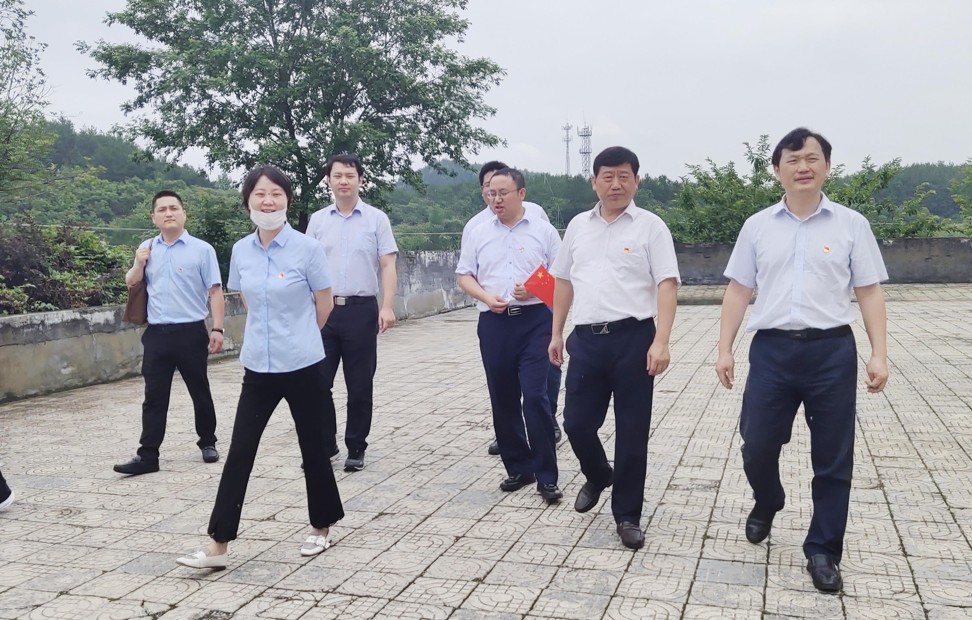 �۷���ʹ���-��Ӫ��ȫ,����һ·�ɳ�