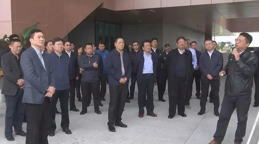 �۷���ʹ���-��Ӫ��ȫ,����һ·�ɳ�