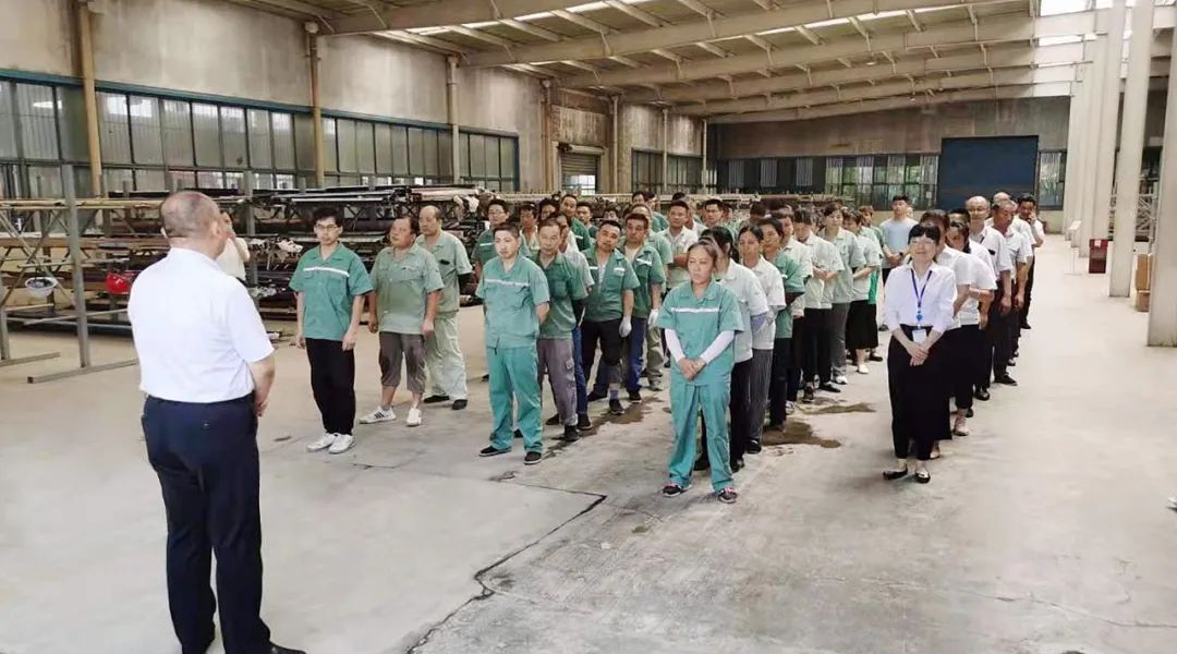 �۷���ʹ���-��Ӫ��ȫ,����һ·�ɳ�