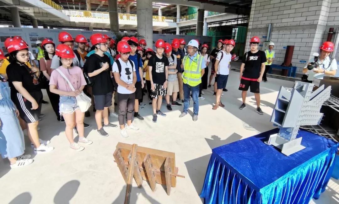 �۷���ʹ���-��Ӫ��ȫ,����һ·�ɳ�