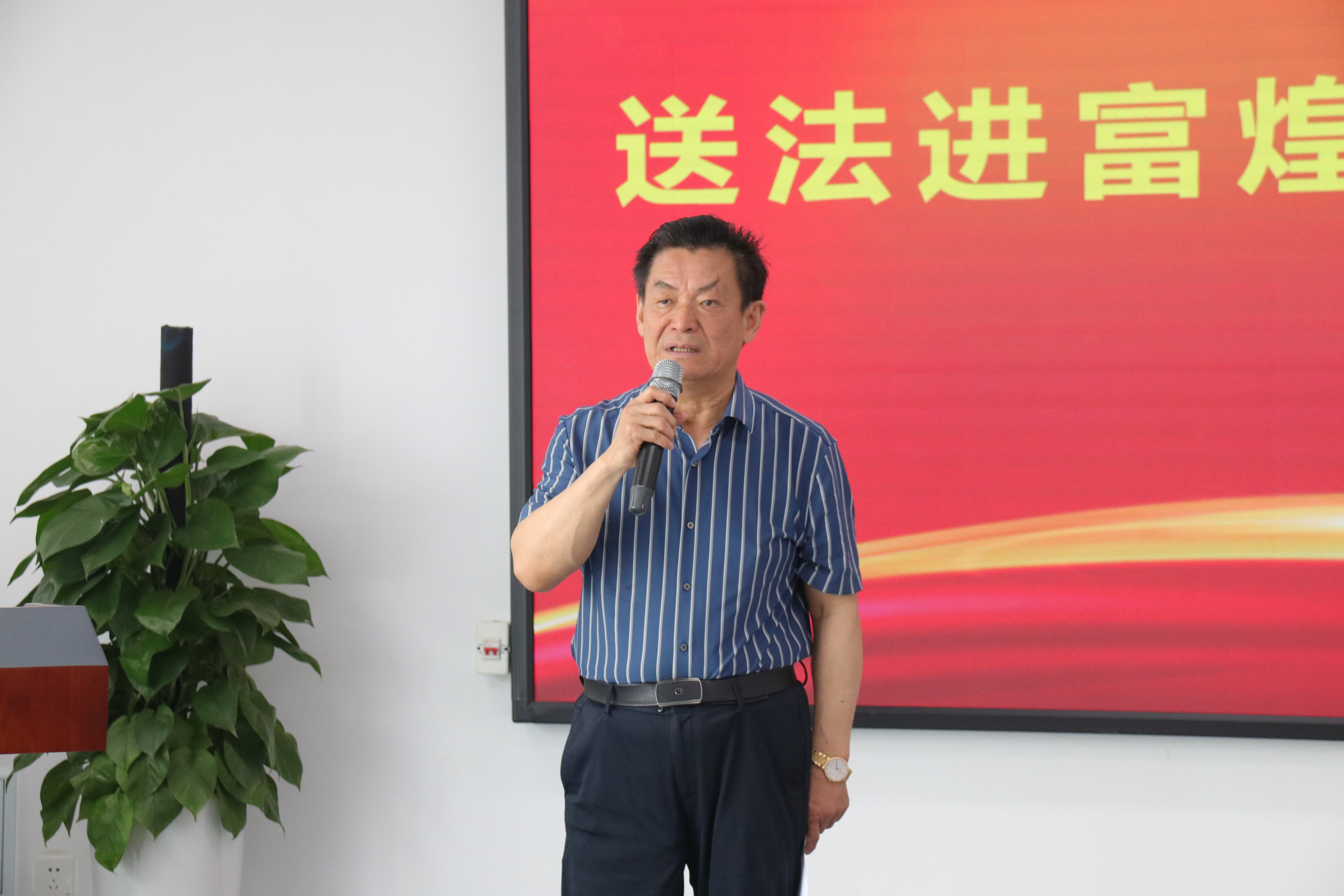 �۷���ʹ���-��Ӫ��ȫ,����һ·�ɳ�