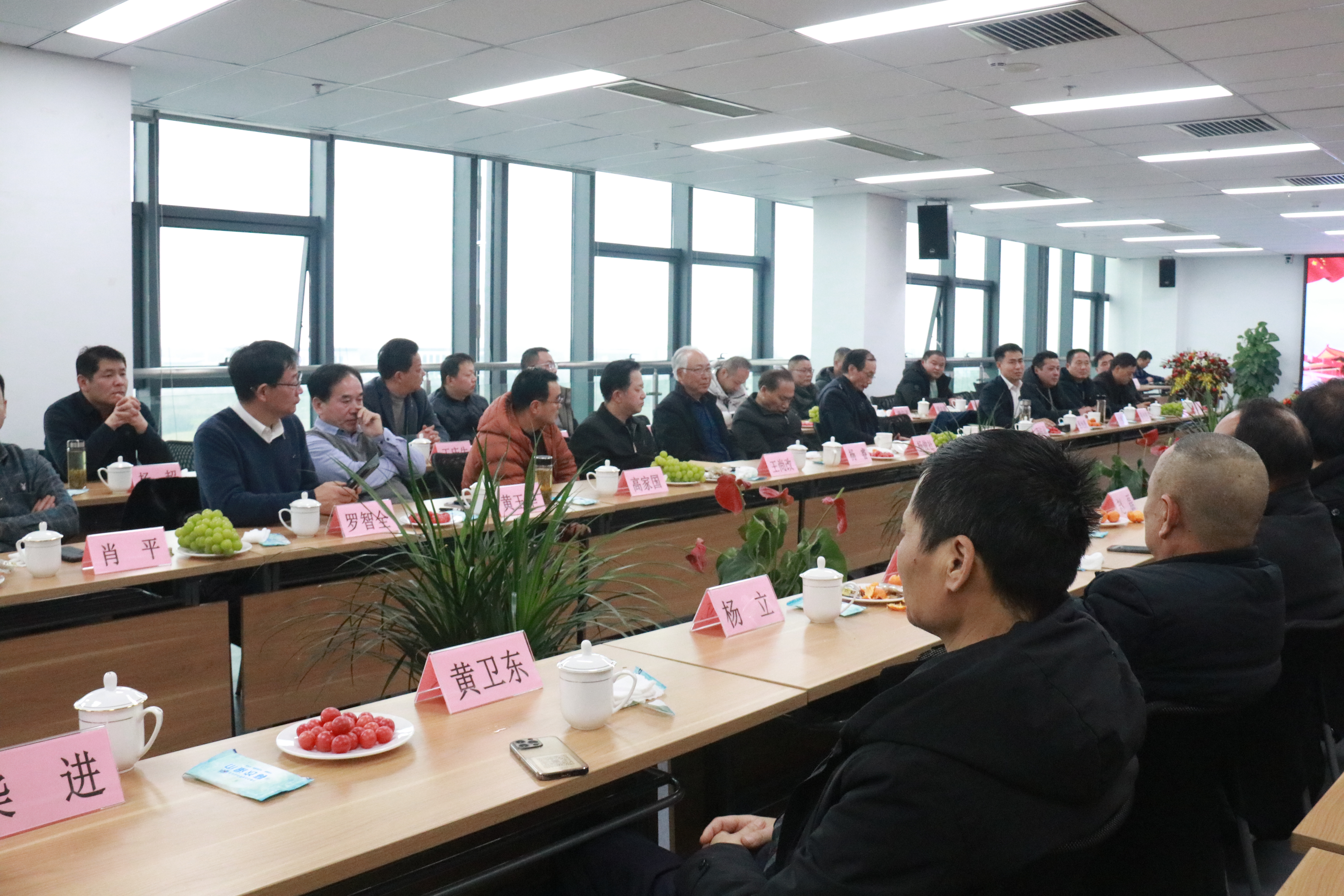 �۷���ʹ���-��Ӫ��ȫ,����һ·�ɳ�