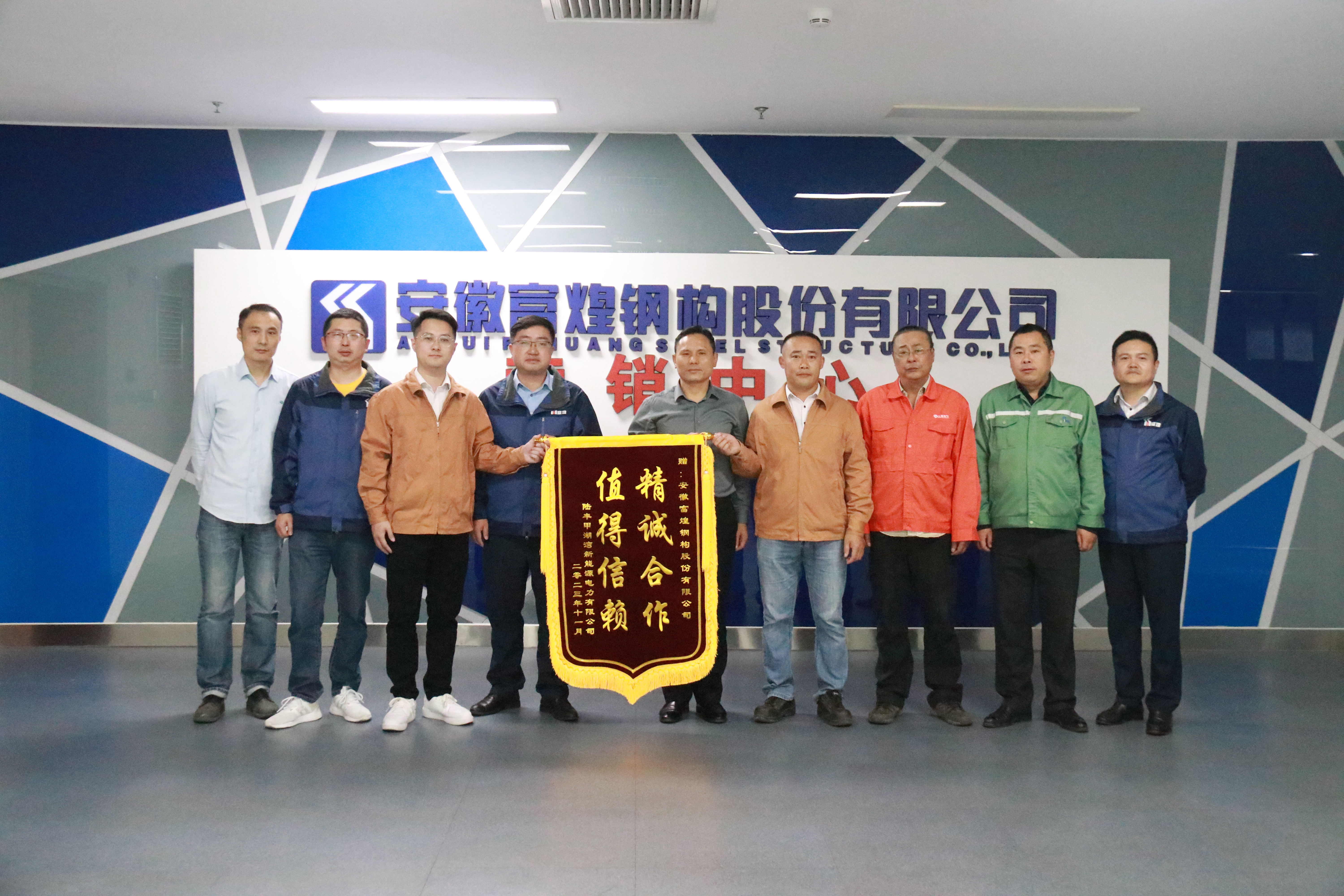 �۷���ʹ���-��Ӫ��ȫ,����һ·�ɳ�