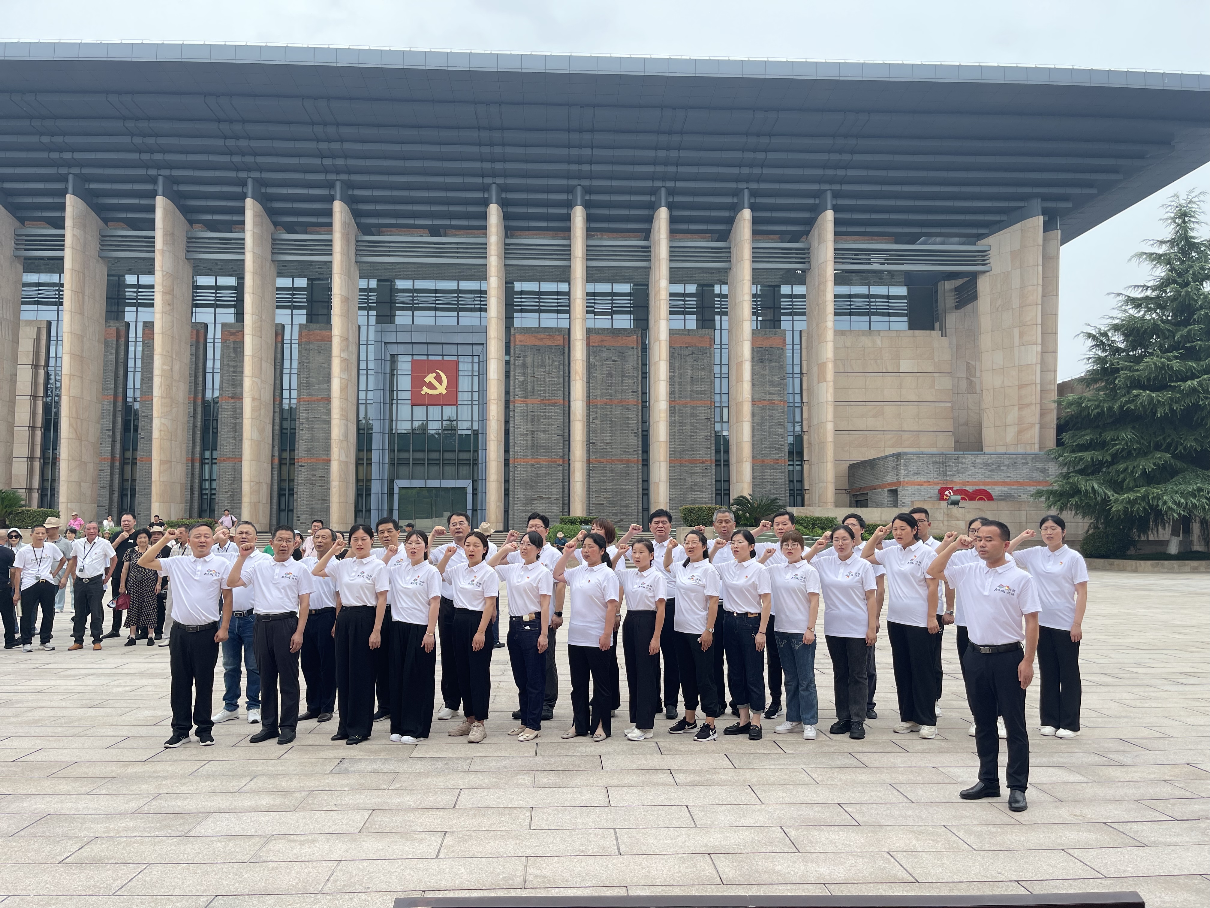 �۷���ʹ���-��Ӫ��ȫ,����һ·�ɳ�